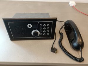 Sailor RT2048 met Alphatron front